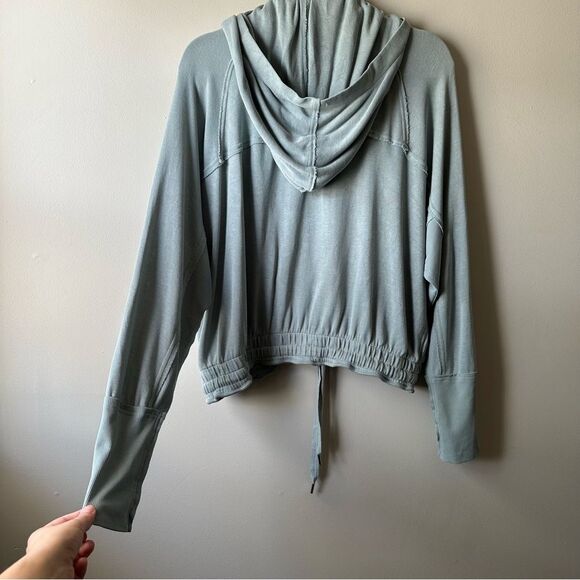 Free People Movement Trekking Out Zip Up Boho Athletic Hooded Sweatshirt Size S - Picture 5 of 11